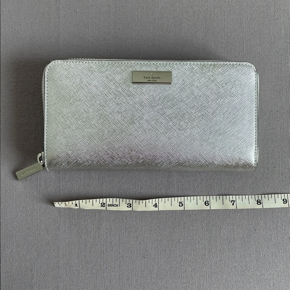 Kate Spade Kenzie Silver Metallic Purse & Wallet - Picture 12 of 16